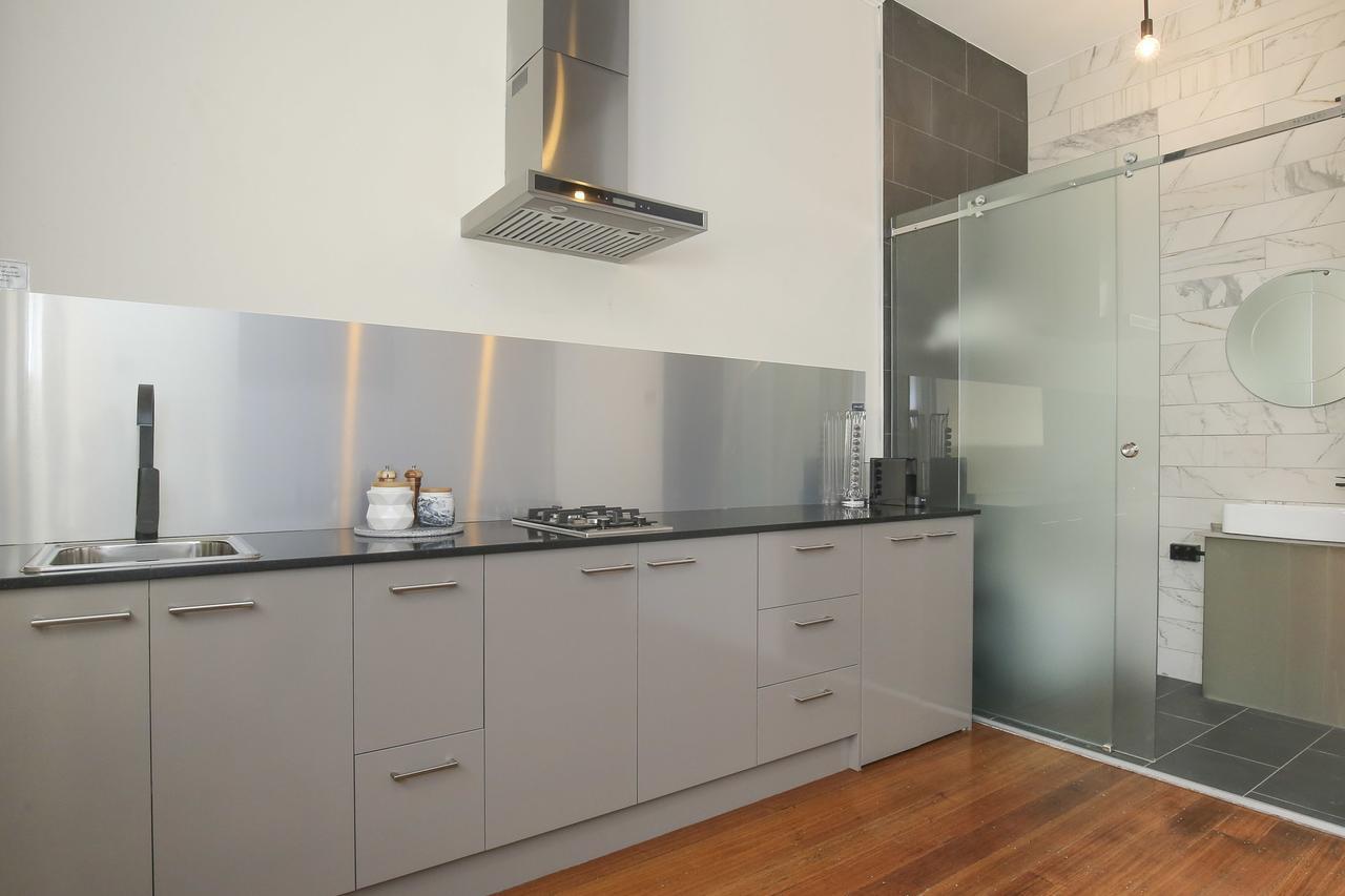 Indulge Apartments - The Urban Collection มิลดูรา ภายนอก รูปภาพ